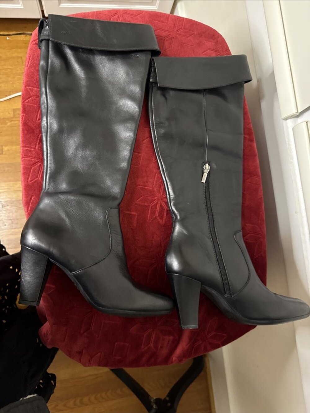 Geox Soft leather boots women Eu size 37.5 US 7 1/2 Wear Two Ways Excellent